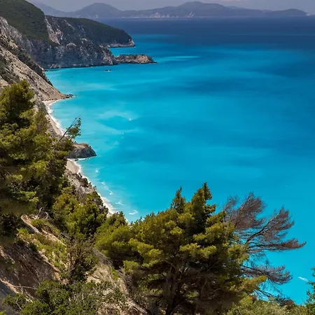 Vila Egremni Hills Athánion