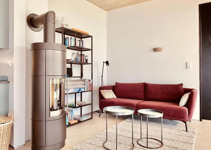 Egremni Hills Willa *